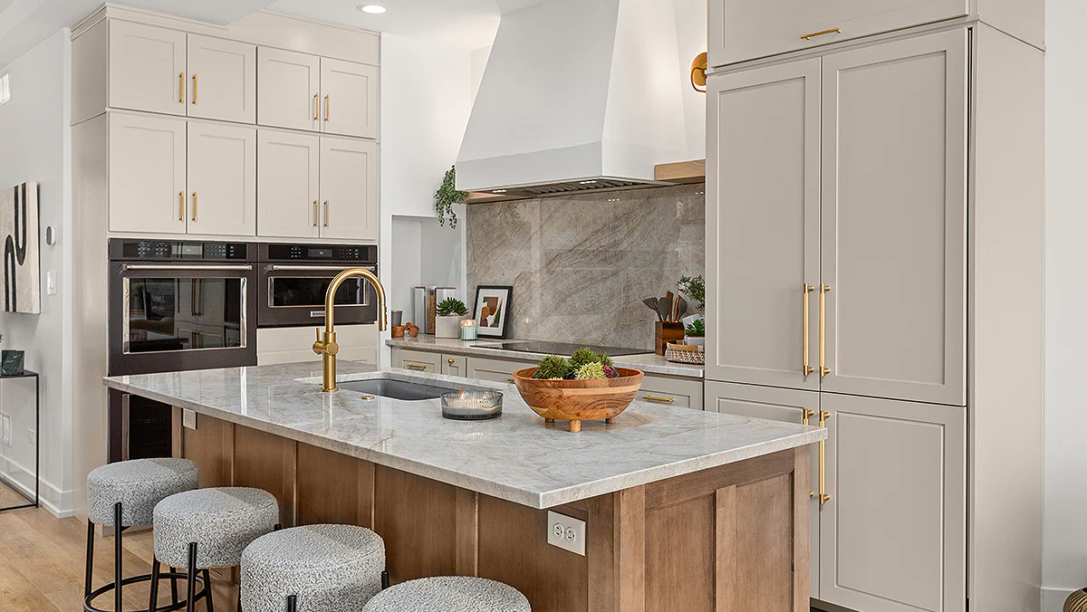Glossy vs Textured Kitchen Cabinets: Which Is Better?