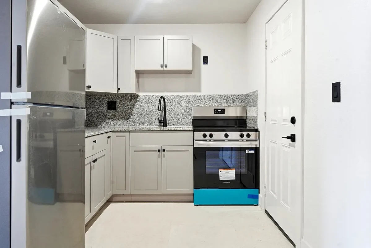 Budget-Friendly Affordable Kitchen in North Miami