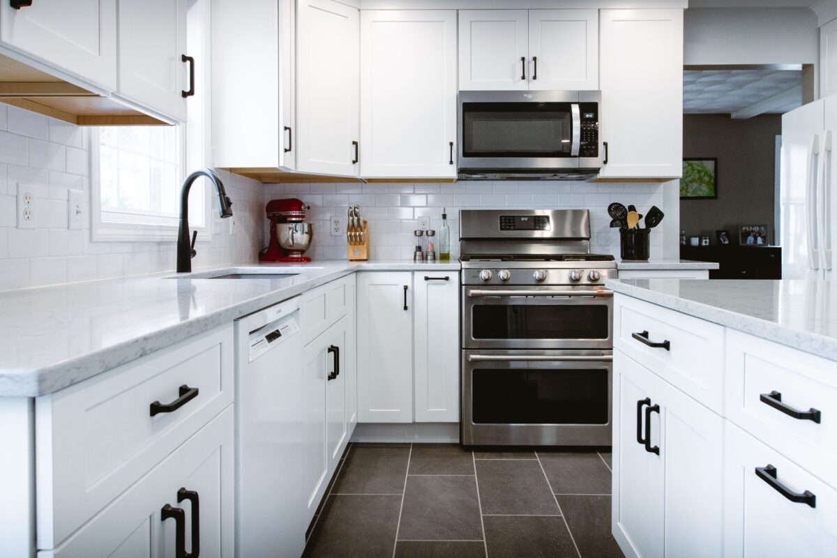 Modern Kitchen Cabinets Near Me in Pembroke Pines