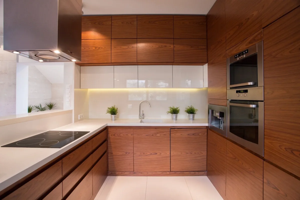 Bespoke Kitchen Cabinet in Aventura for Luxury Home Design