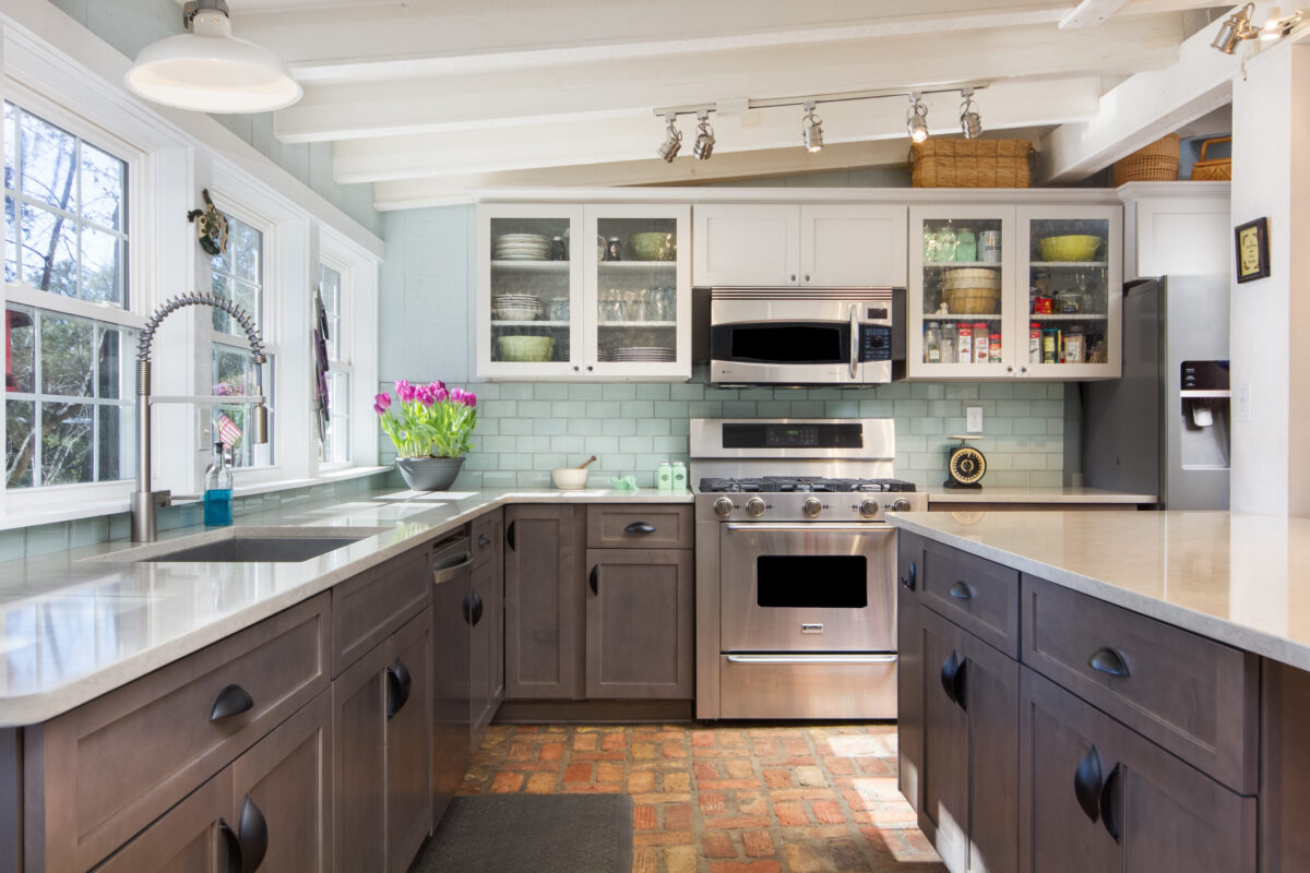 Premium Bespoke Kitchen Cabinet Near Me