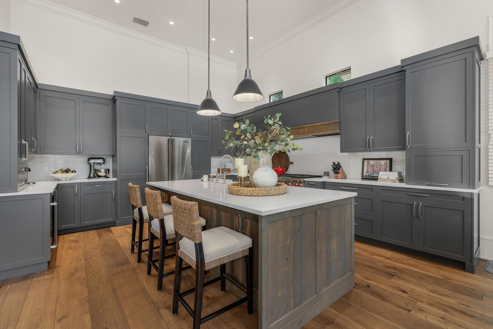 Best Custom Kitchen Cabinets Near Me