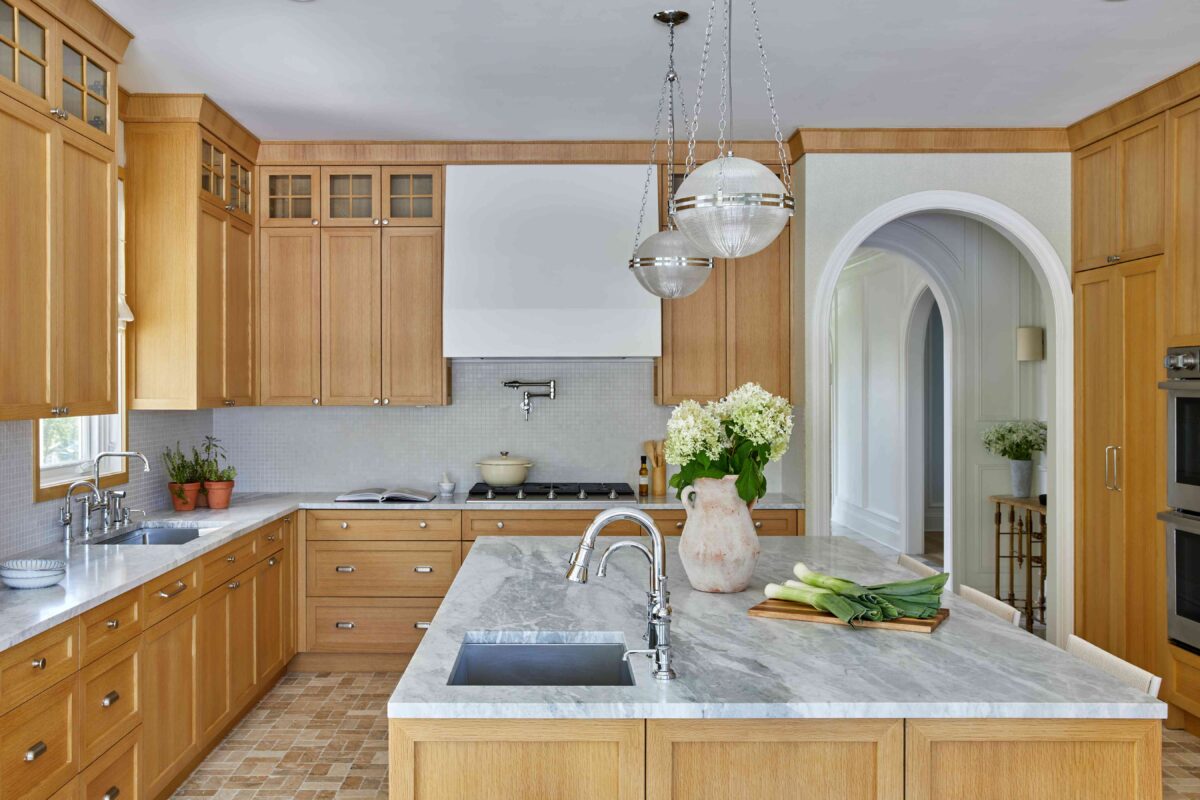 Traditional-Kitchen-Cabinets