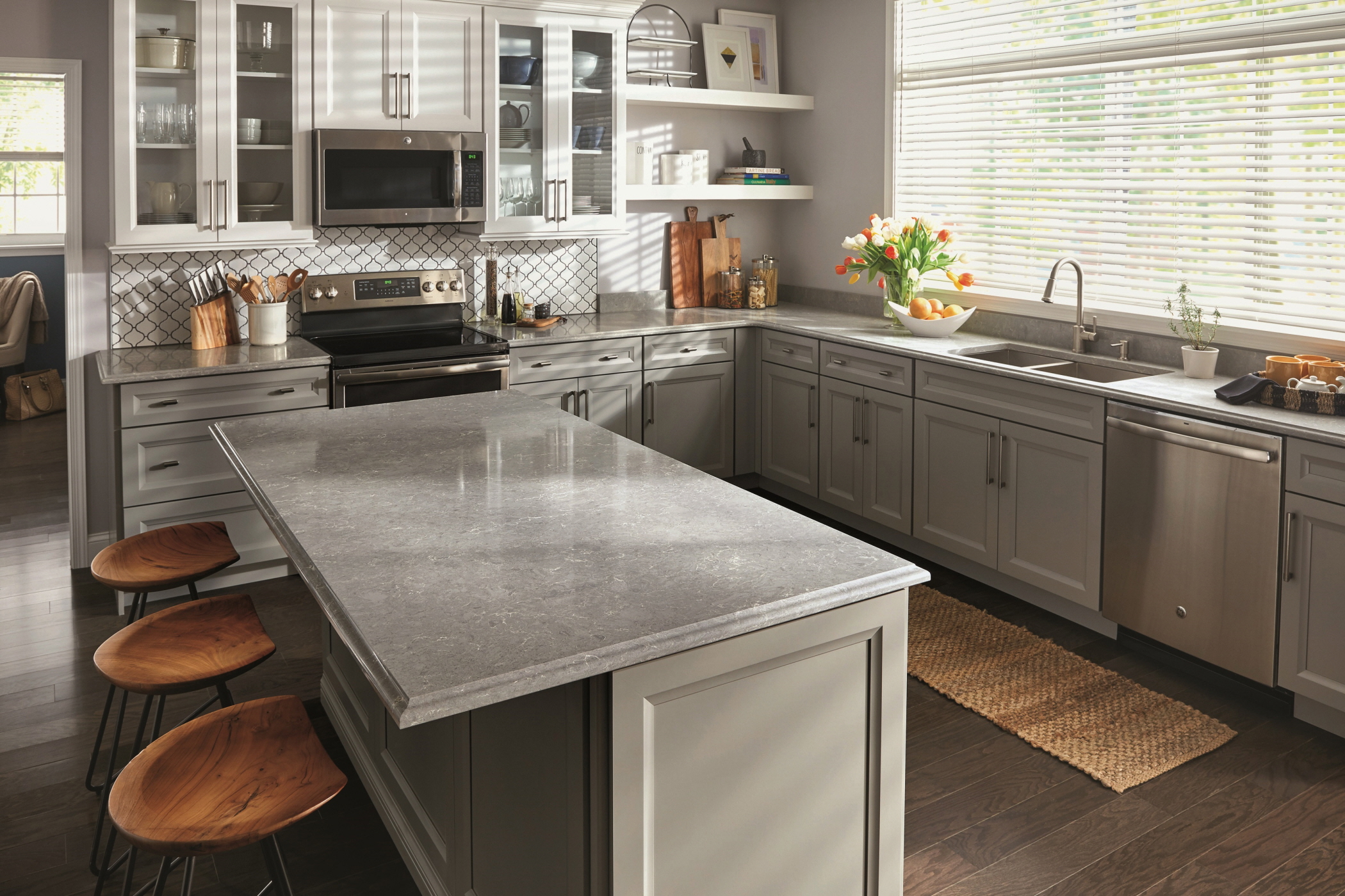 Quartz-Countertop-Fabricators